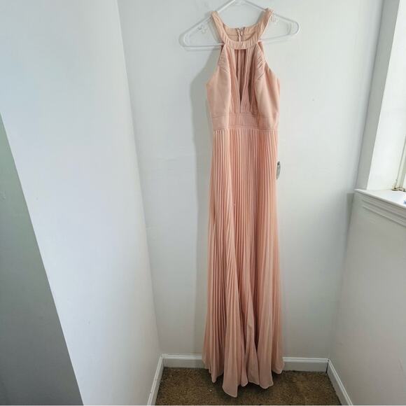 Lulu’s Ode To Romance Blush Pink Chiffon Pleated Keyhole Halter Maxi Dress Small - Picture 2 of 16